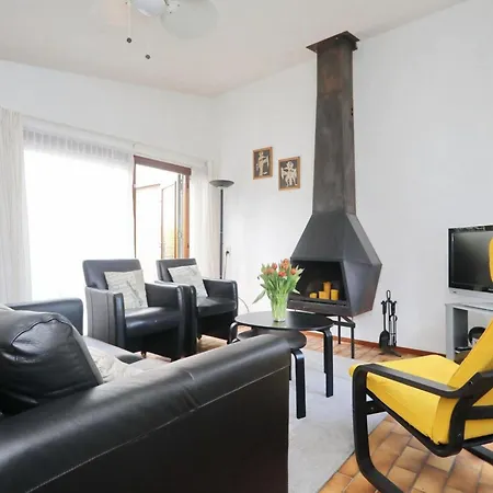 Hollandsche Tulp By Interhome Noordwijkerhout