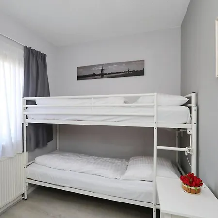 Nyaraló Hollandsche Tulp By Interhome