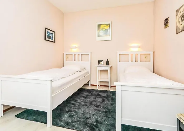 度假居 Hollandsche Tulp By Interhome *